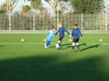 S.K.N.W.K. JO10-1 - FC De Westhoek '20 JO10-2 (competitie) seizoen 2022-2023 (najaar - 2e fase)) (15/85)